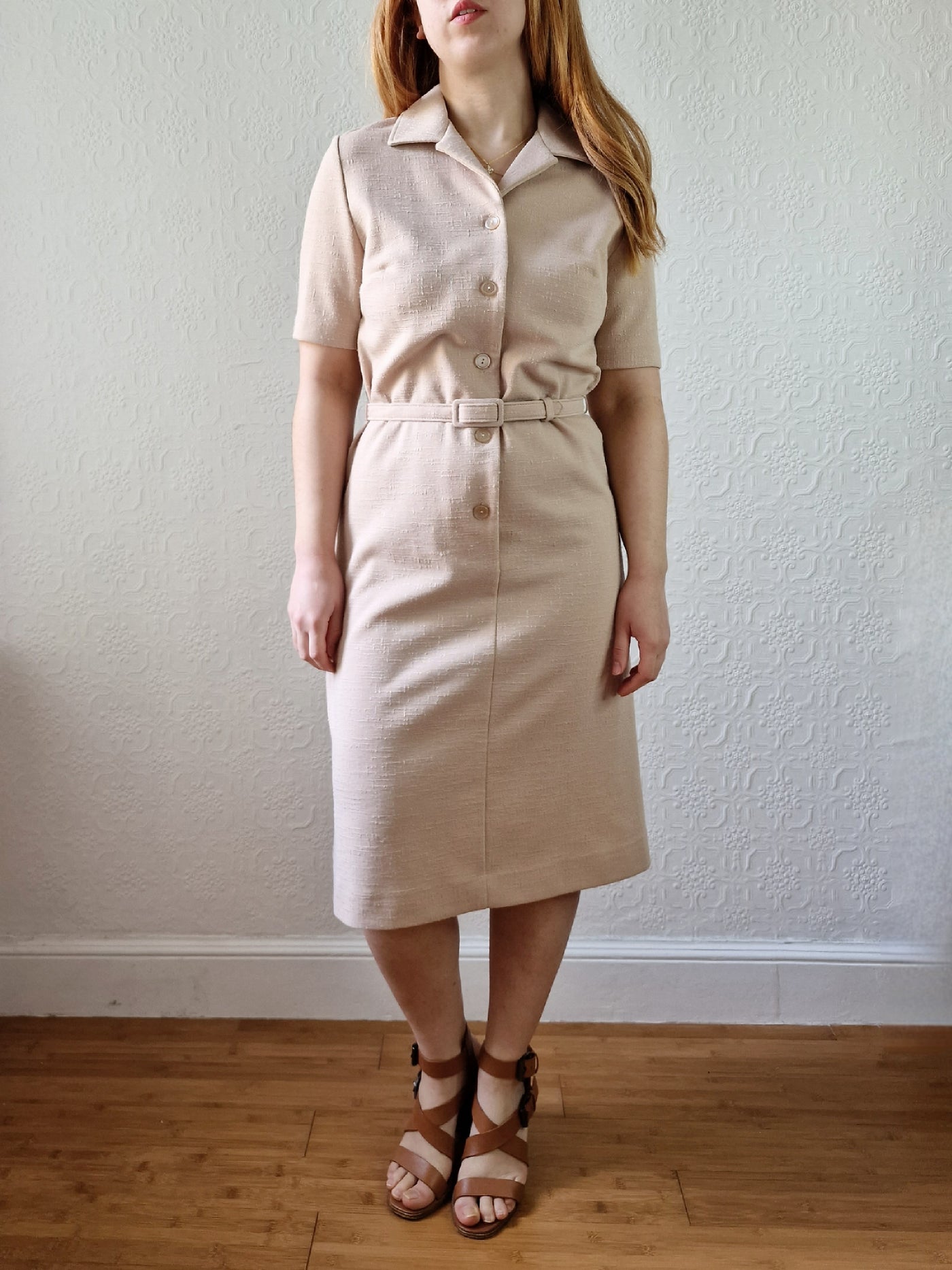 Vintage 70s Beige Short Sleeve Shirt Dress with Matching Belt - S
