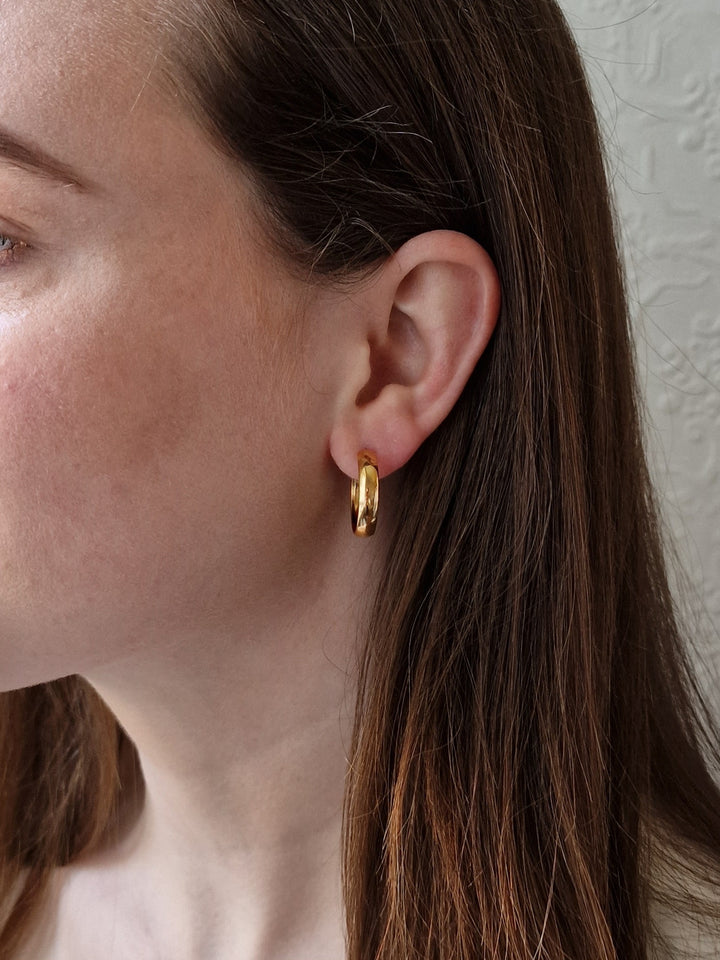 Vintage Gold Plated Minimal Hoops