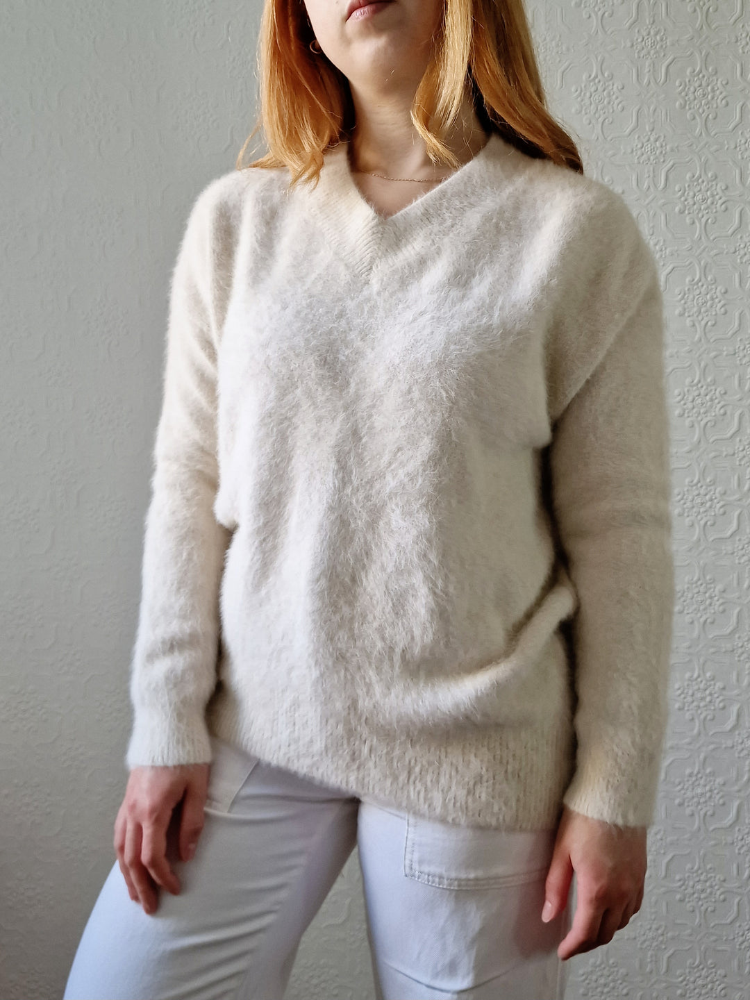 Vintage Cream Angora Jumper with V Neck - M/L