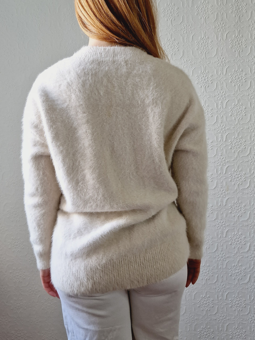 Vintage Cream Angora Jumper with V Neck - M/L