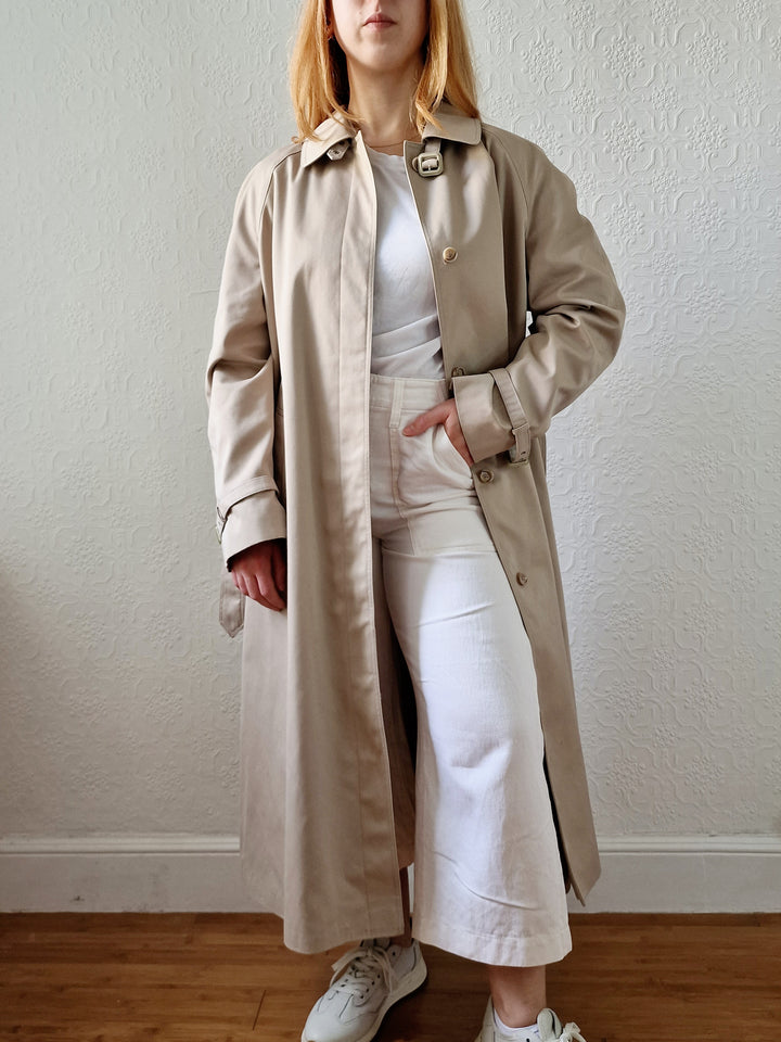 Vintage Light Beige Single Breasted Trench Coat with Belt by Dannimac - M