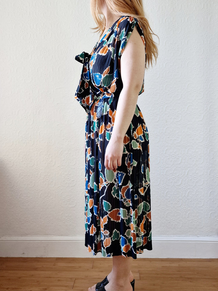 Vintage 80s Multicolour Leaf Print Midi Dress with Belt - M/L