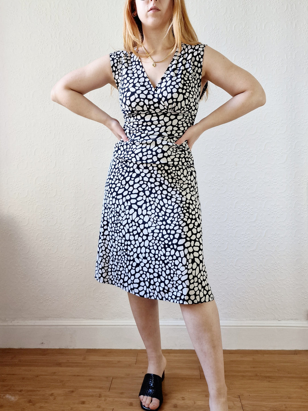 Vintage 90s Black & White Sleeveless Midi Dress - XS/S