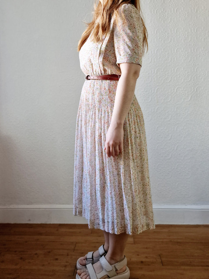 Vintage 80s Romantic Pastel Ditsy Floral Midi Dress with Short Sleeves - S