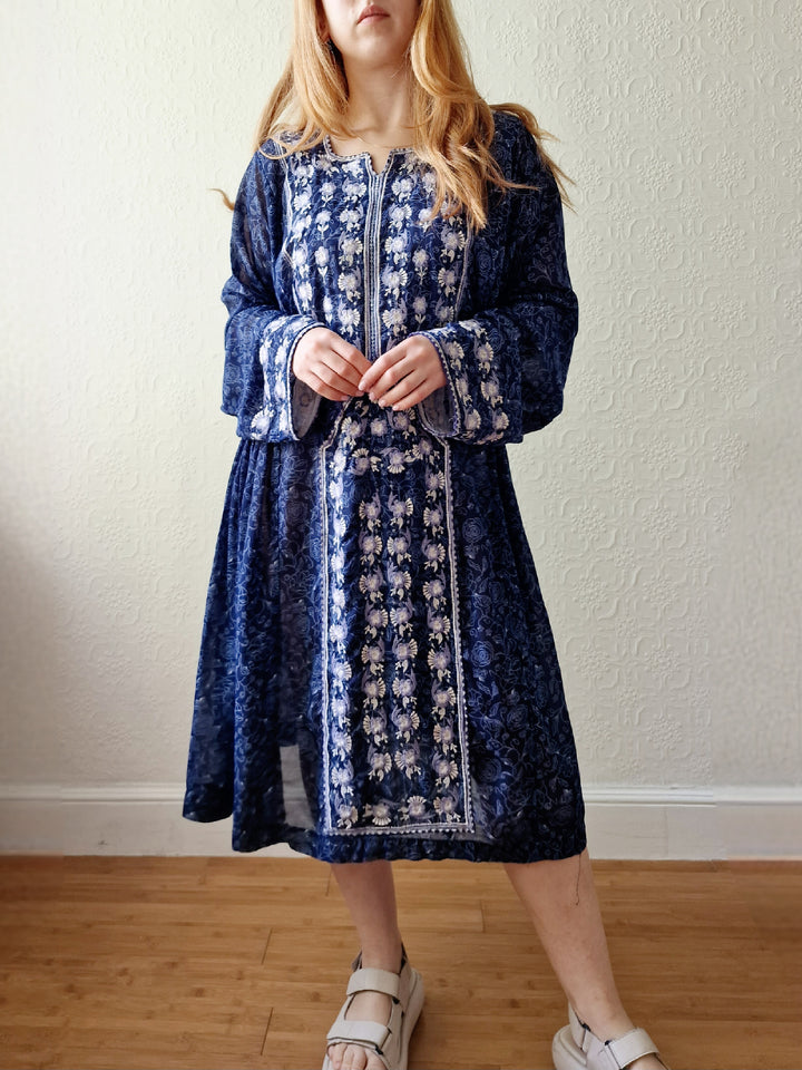 Vintage Dark Blue Folk Style Embroidered Midi Dress with Wide Sleeves - XL