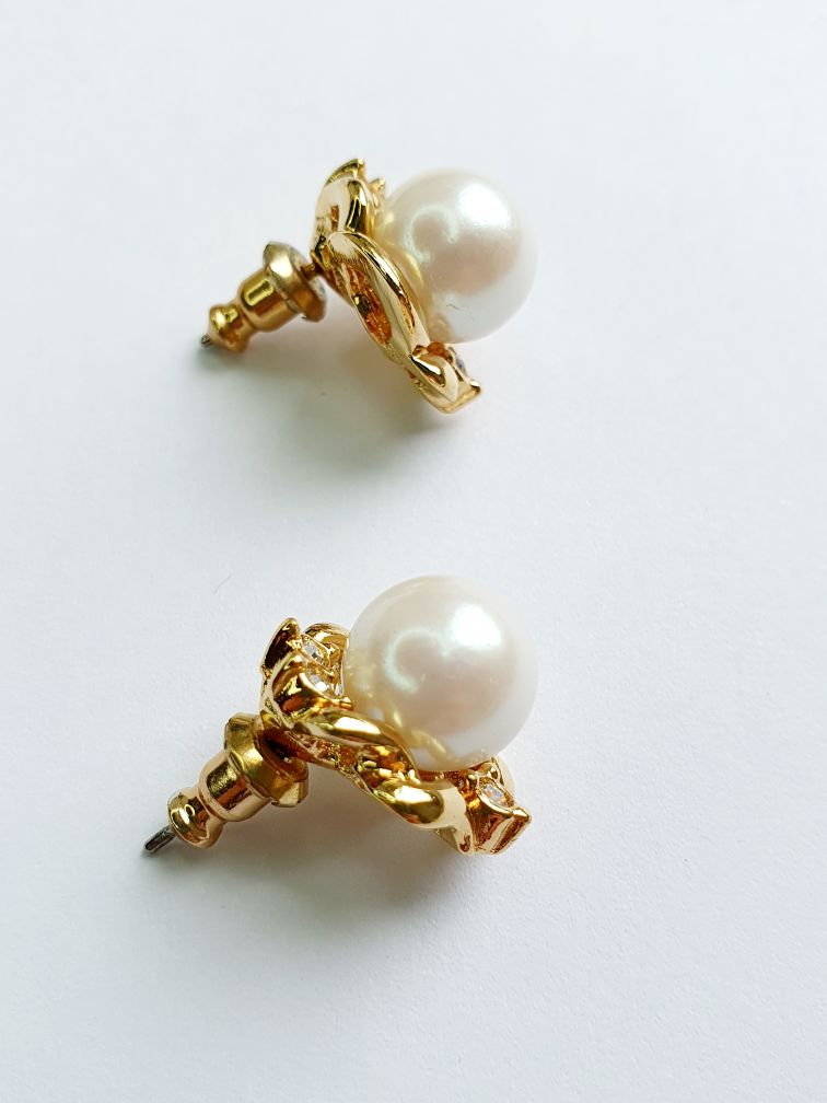 Vintage Gold Plated Pearl Stud Earrings
