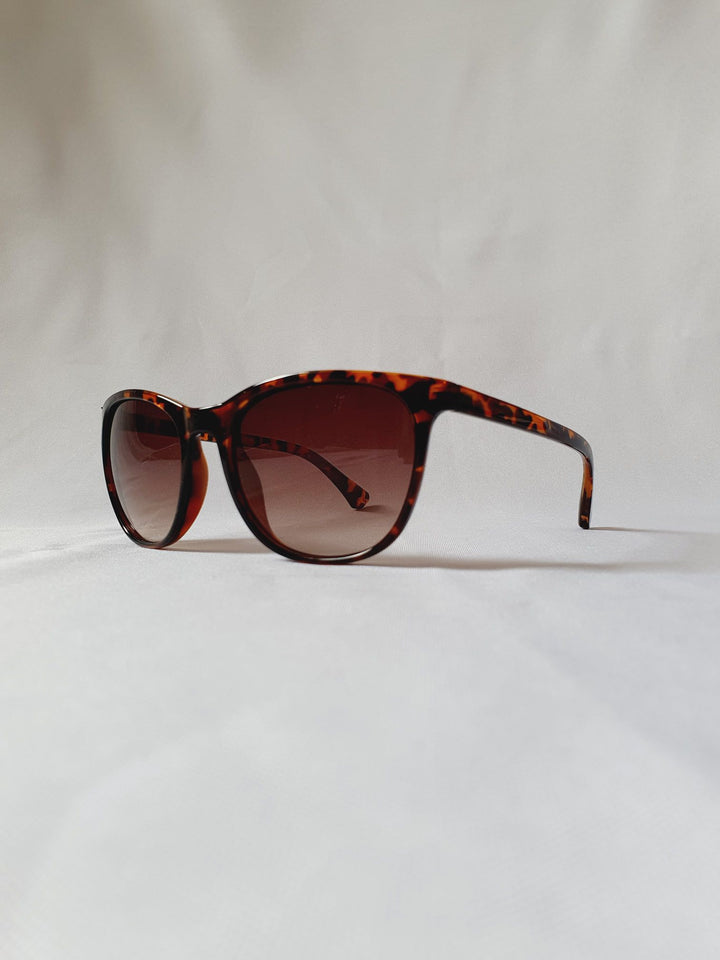 Vintage Sunglasses 31