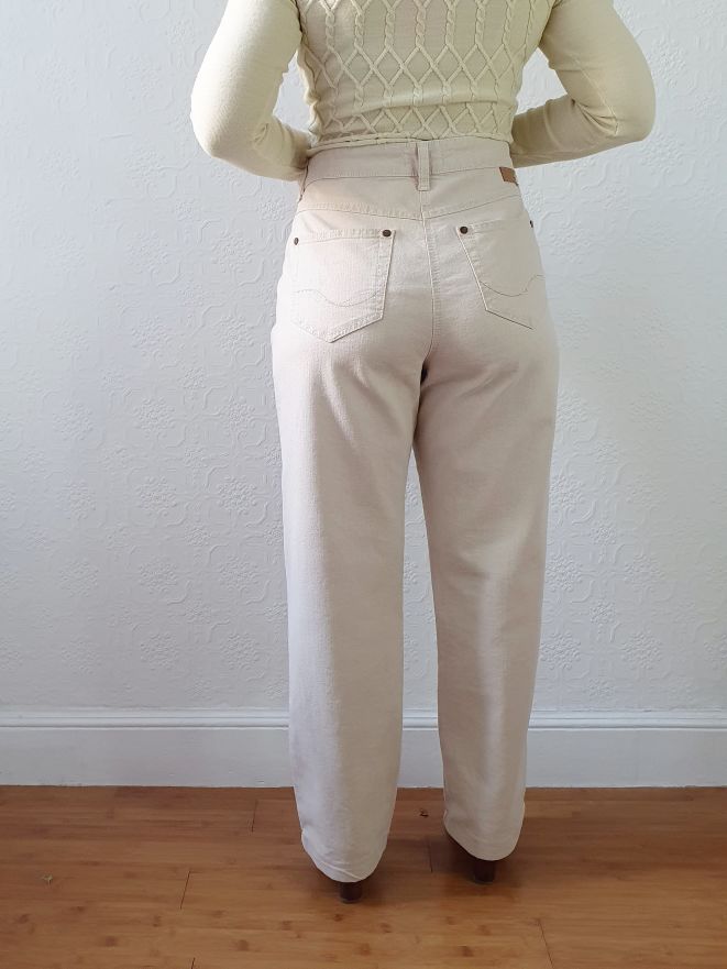 Vintage High Waisted Cream MAC Jeans - L/XL