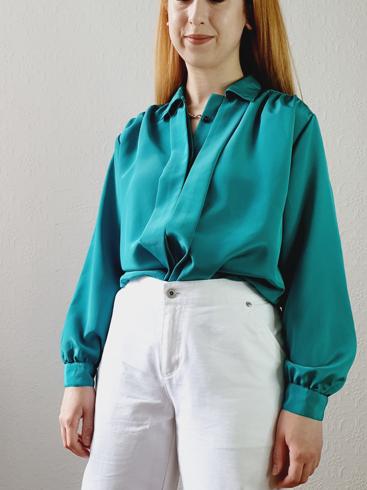 Vintage Emerald Green Blouse • S-M