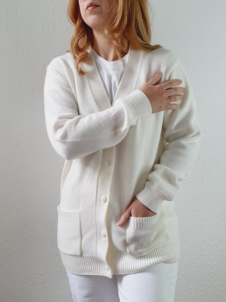 Vintage 80s Cream V-Neck Cardigan - M