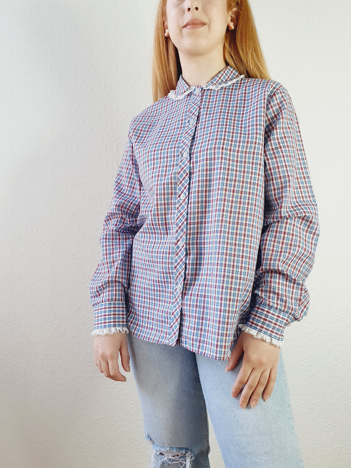 Gingham Blouse with Peter Pan Collar - XL