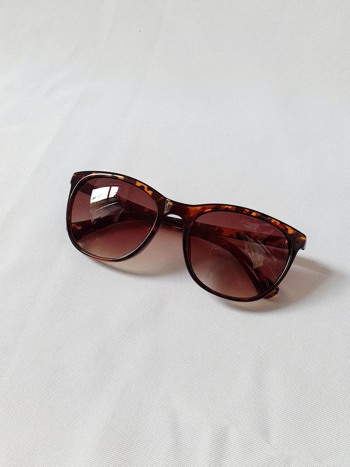 Vintage Sunglasses 31