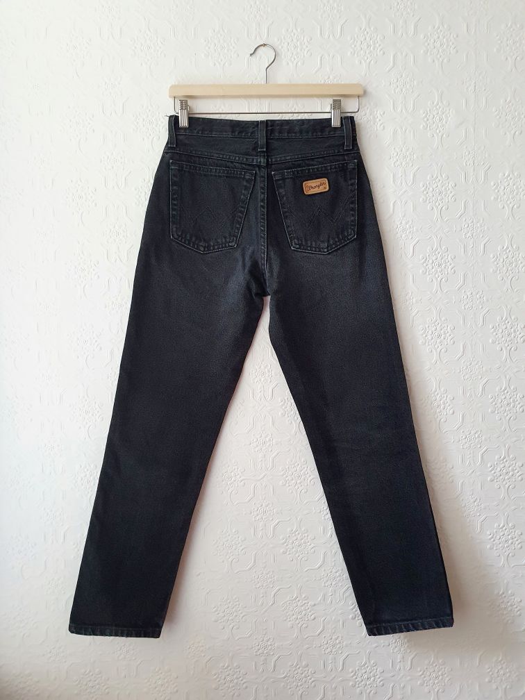 Vintage High Waisted Wrangler Jeans - 27W 28L