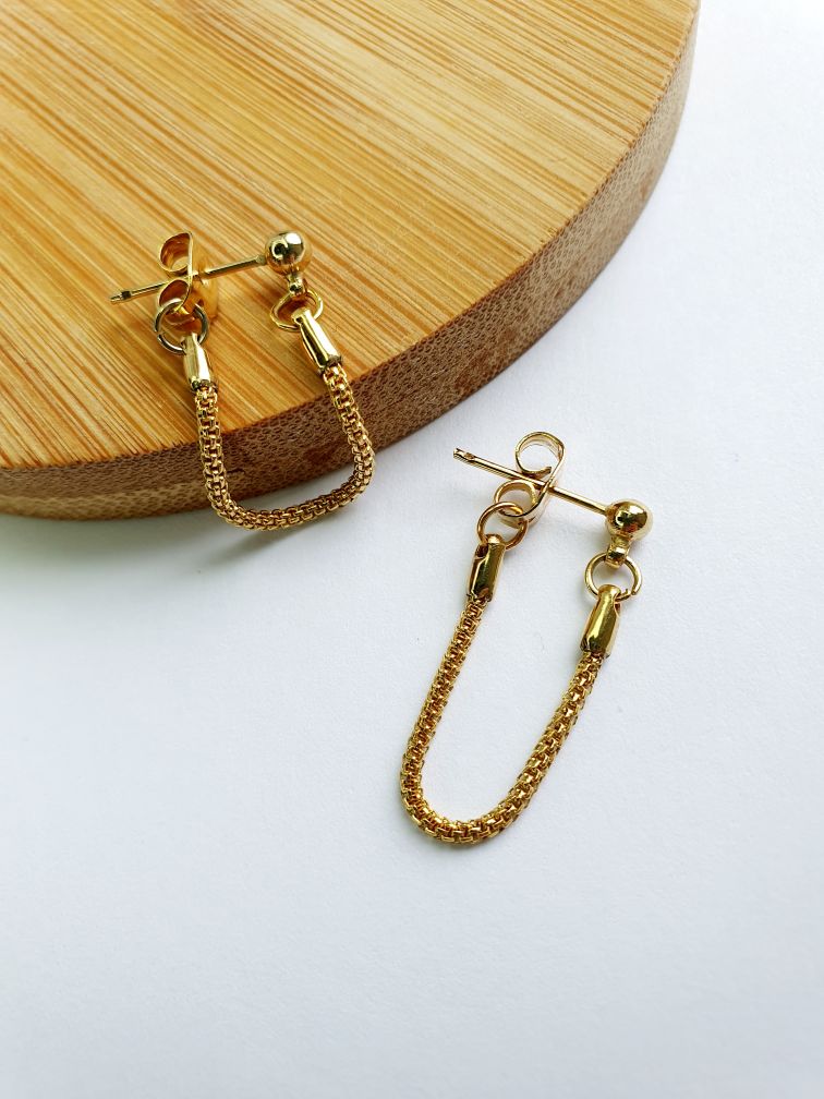 Vintage Gold Toned Chain Stud Earrings