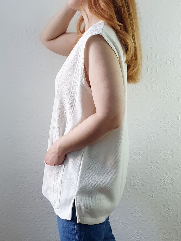 Vintage V-Neck Ivory Vest - L