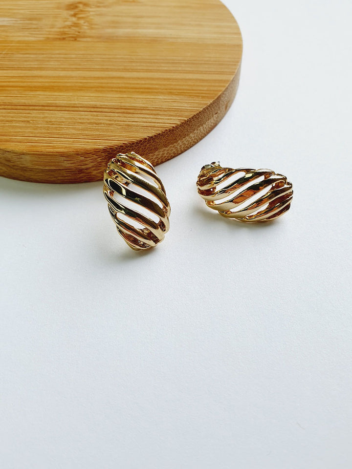 Vintage Gold Toned Stud Earrings