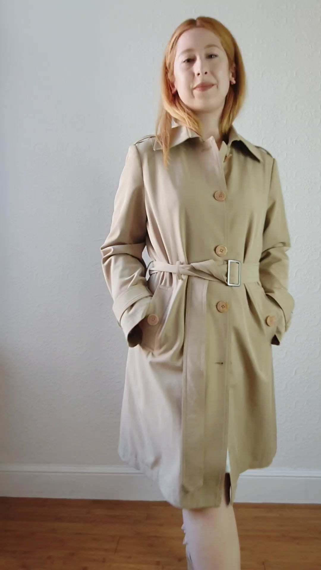 Vintage Beige Classic Trench • XS-M