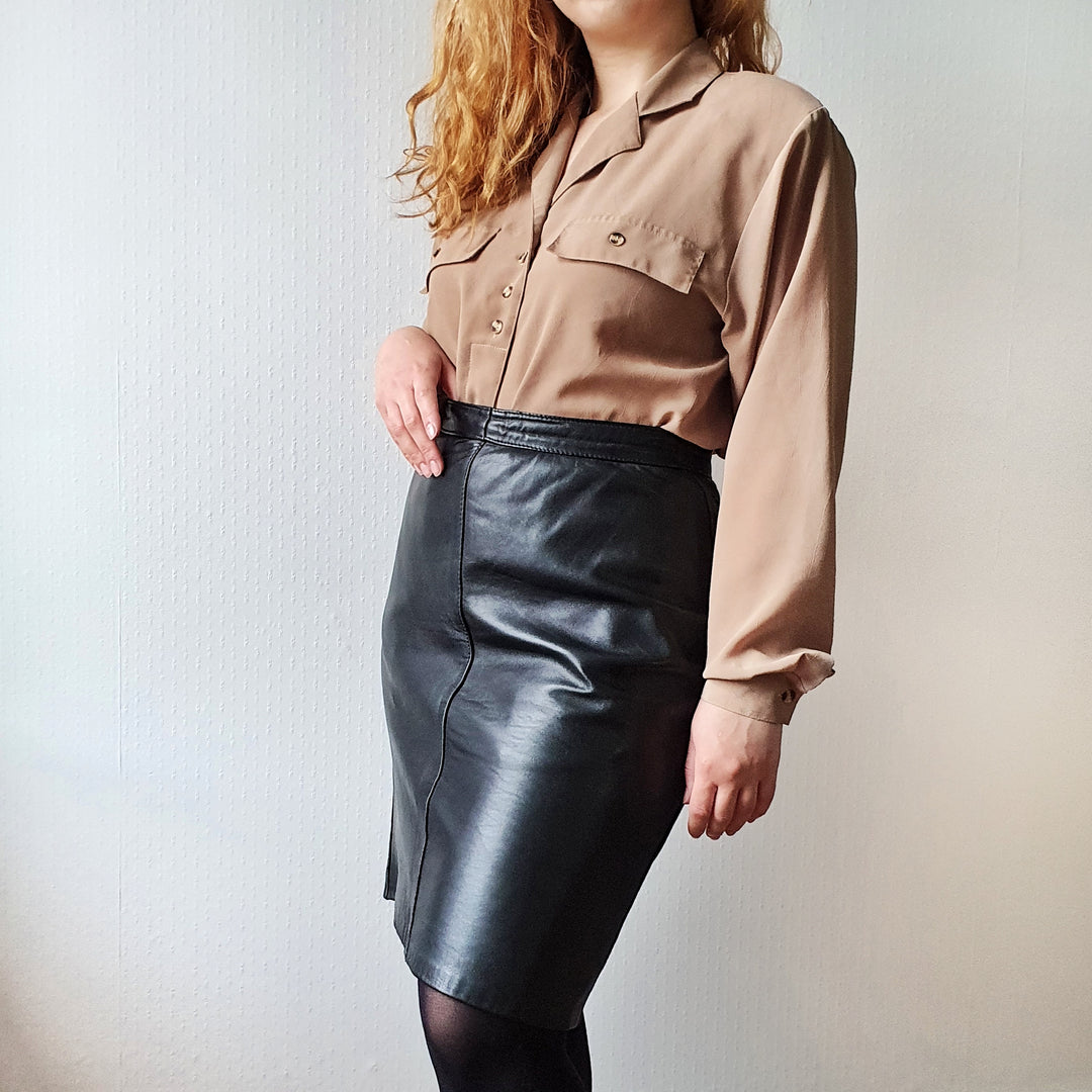 Leather Pencil Skirt - L