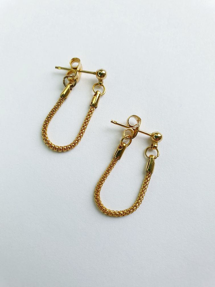 Vintage Gold Toned Chain Stud Earrings