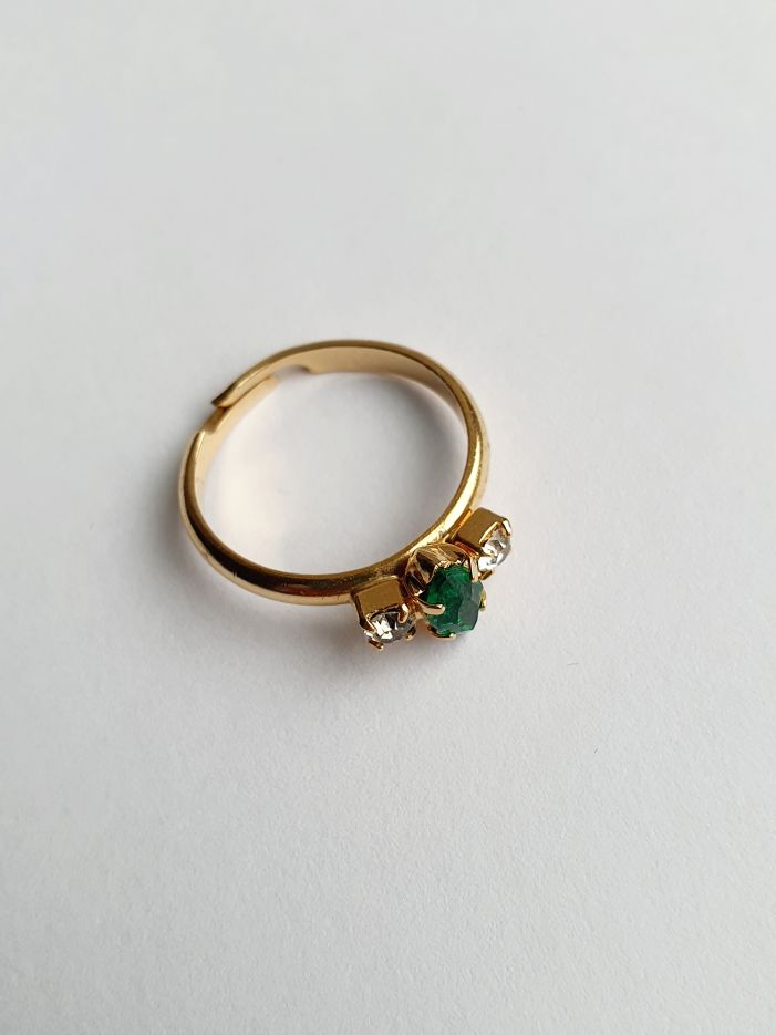 Green - Vintage Gold Plated Ring with Crystal