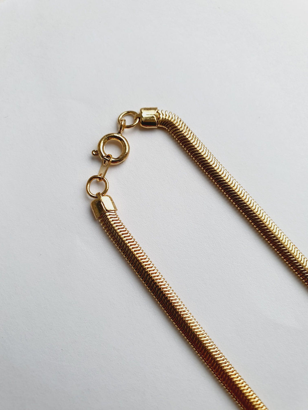 Vintage Gold Plated Thin Herringbone Chain Necklace 18"