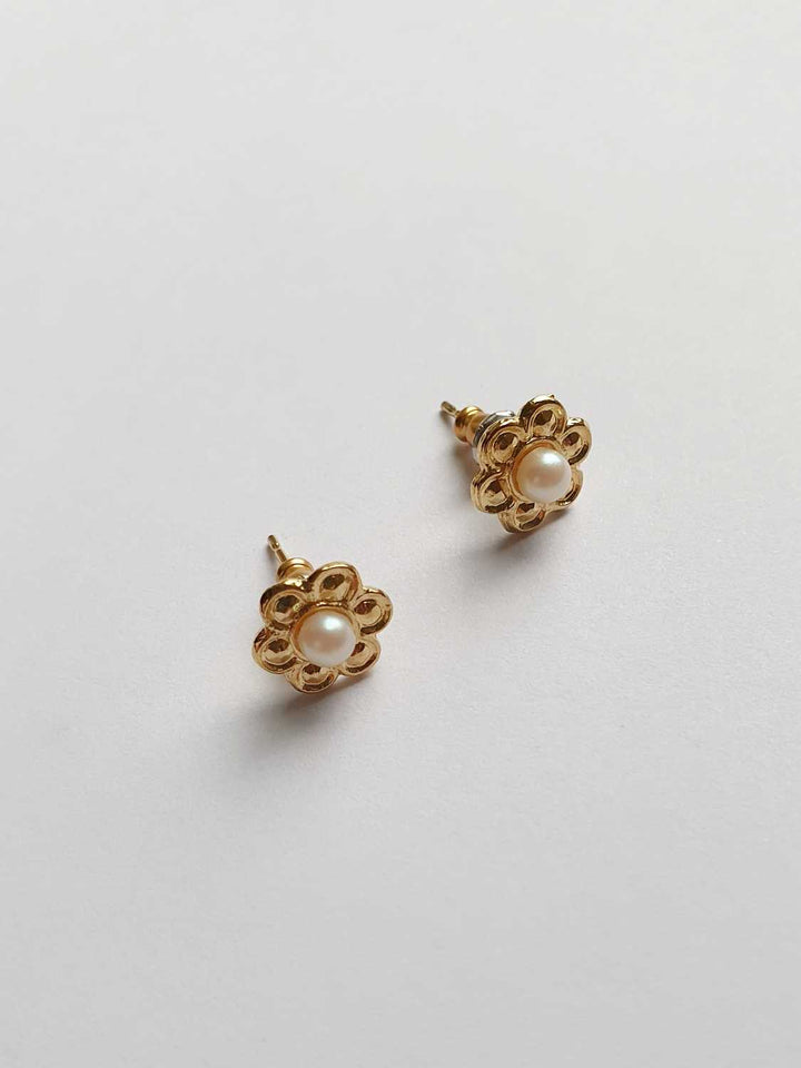 Vintage Gold Plated Flower Stud Earrings with Faux Pearl