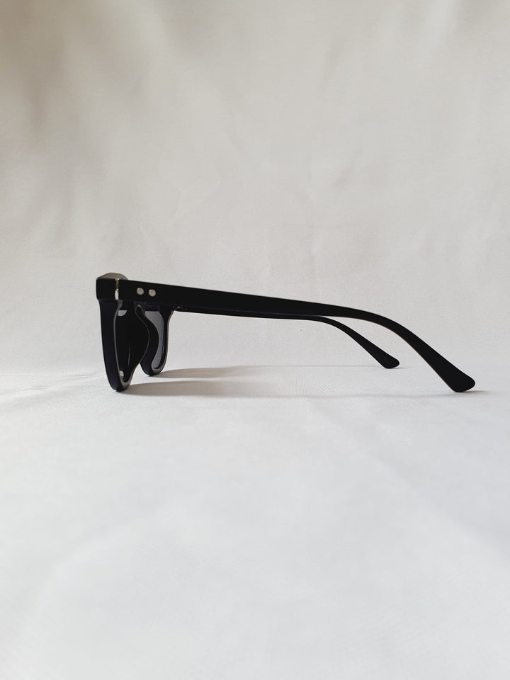 Vintage Sunglasses 30