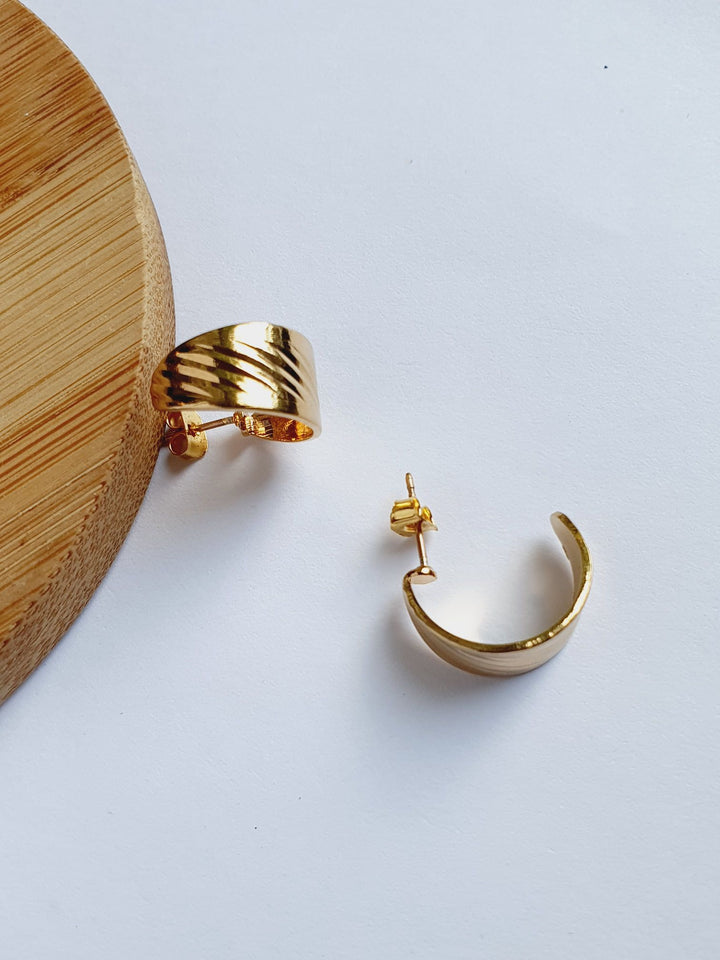 Vintage Gold Plated Textured Small Hoop Earrings