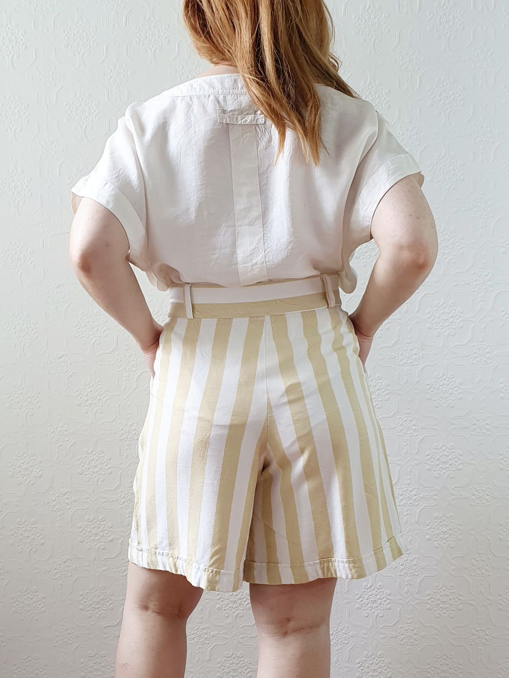 Vintage Striped High Waisted Shorts - L