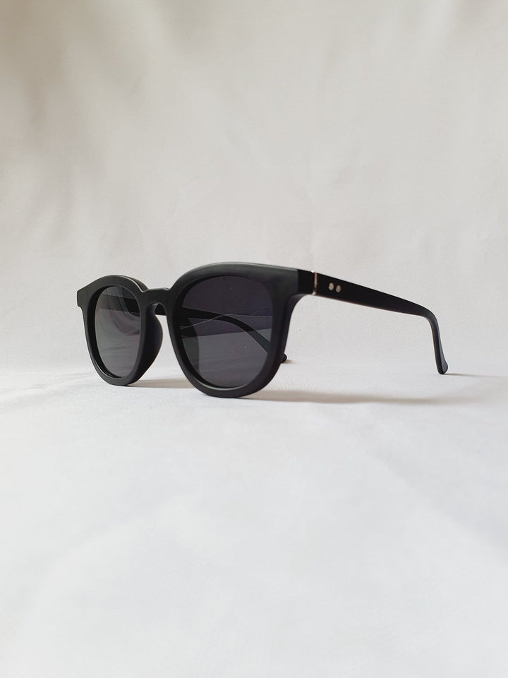 Vintage Sunglasses 30