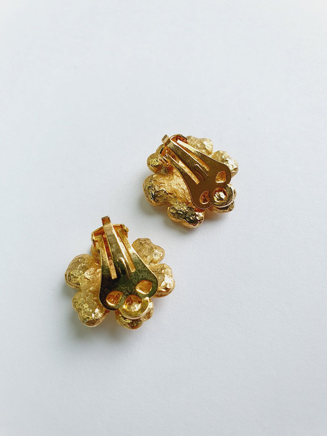 Vintage Gold Toned Flower Clip On Earrings