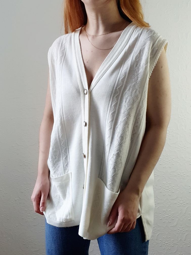 Vintage V-Neck Ivory Vest - L