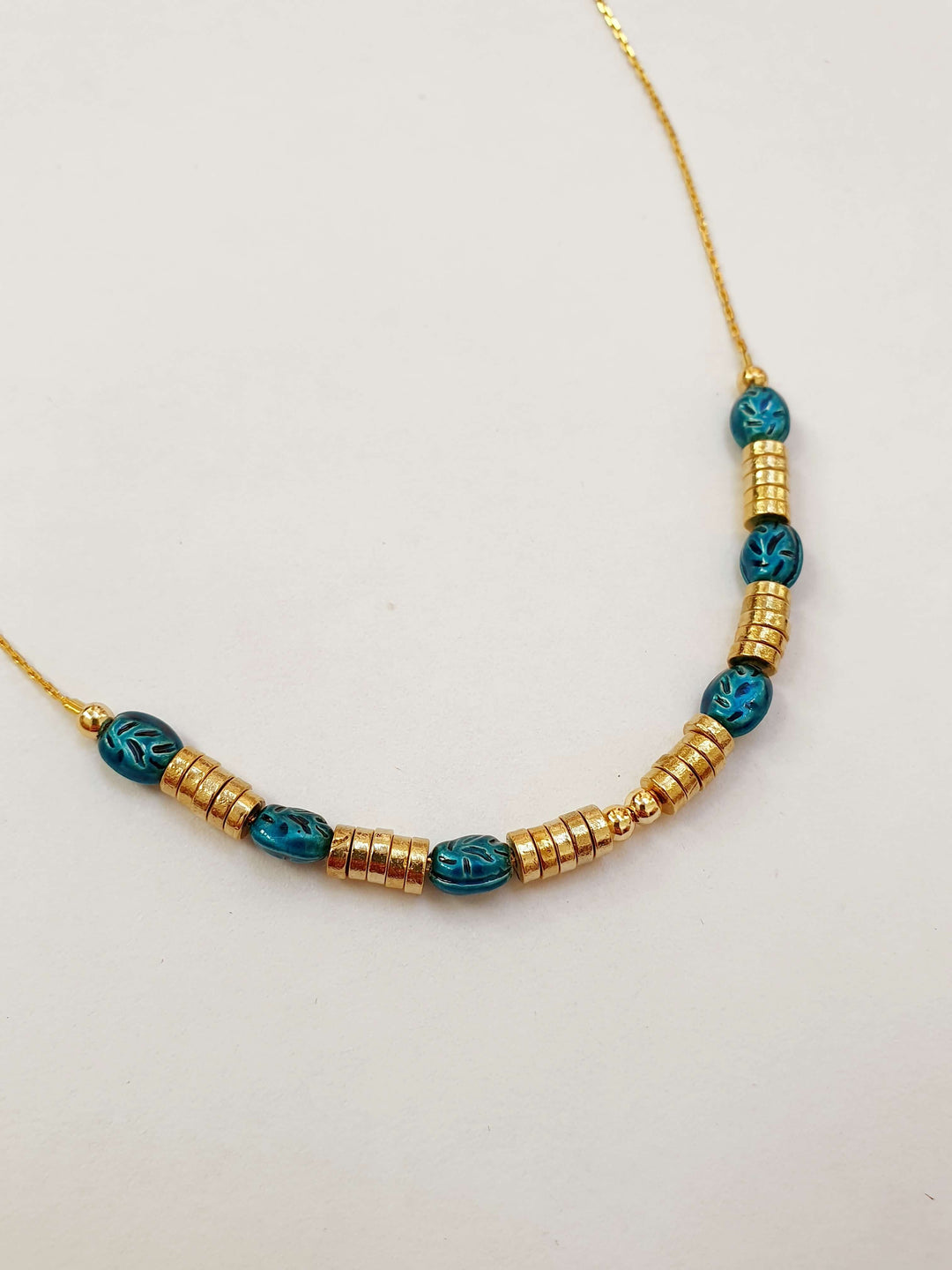 Vintage Gold Plated Fine Chain Necklace with Beads - Blue