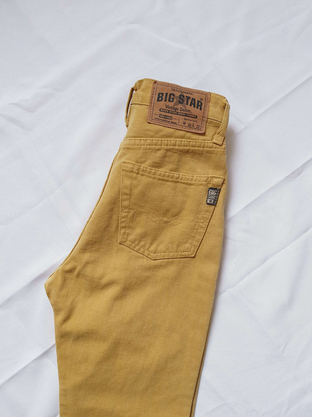 Vintage High Waisted Yellow Ochre Jeans - 24W 31L