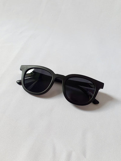 Vintage Sunglasses 30