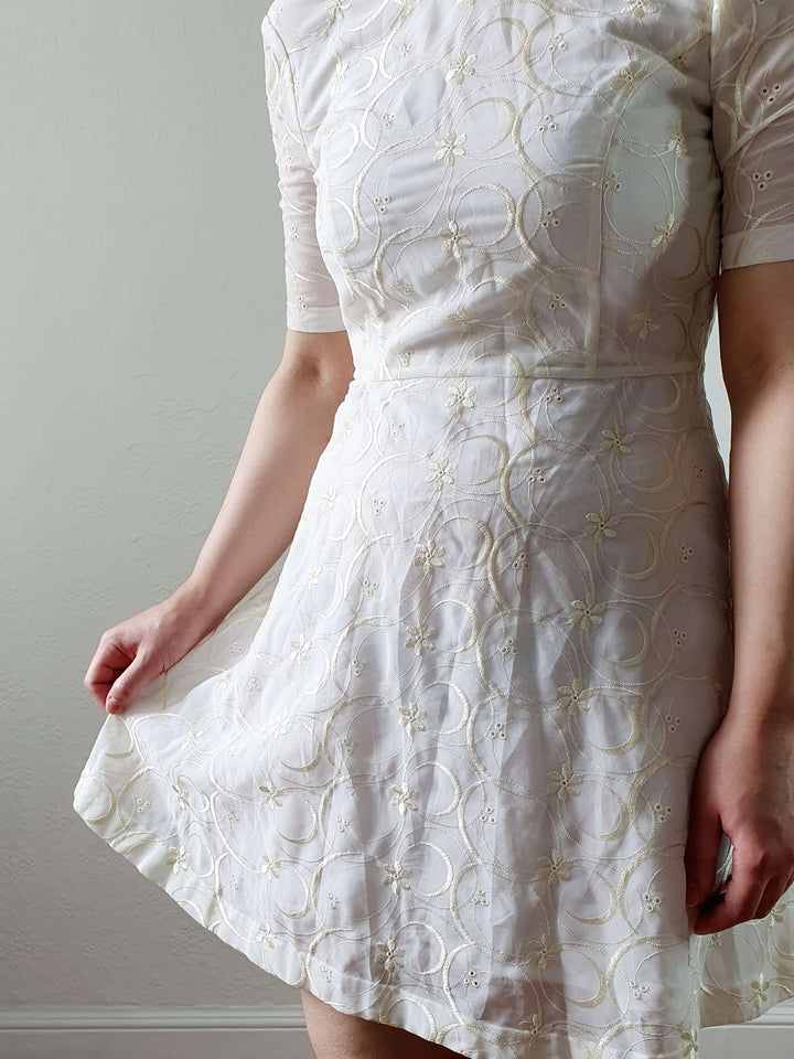 Vintage Handmade Cream Embroidered Short Sleeve Skater Style Dress - XXS/XS