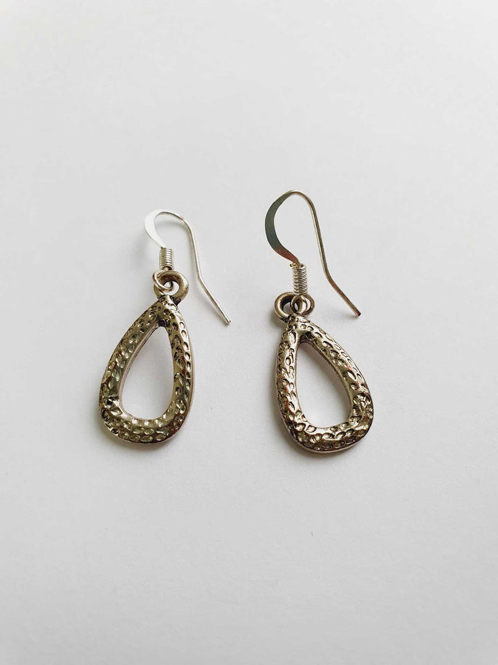 Vintage Silver Toned Drop Earrings