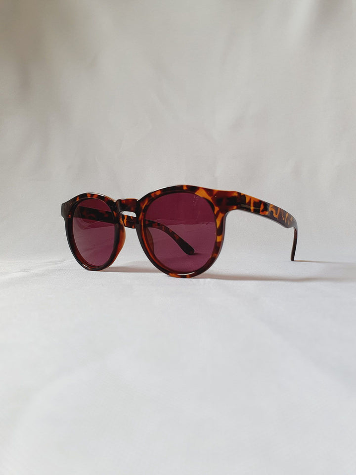 Vintage Sunglasses 37