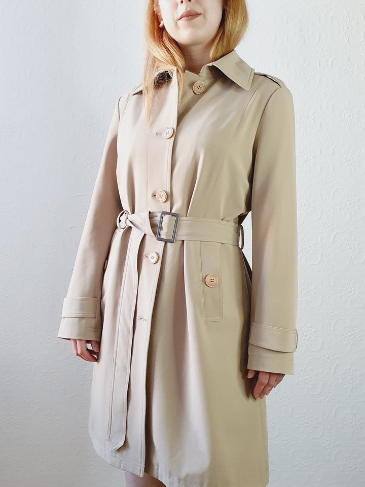 Vintage Beige Classic Trench • XS-M