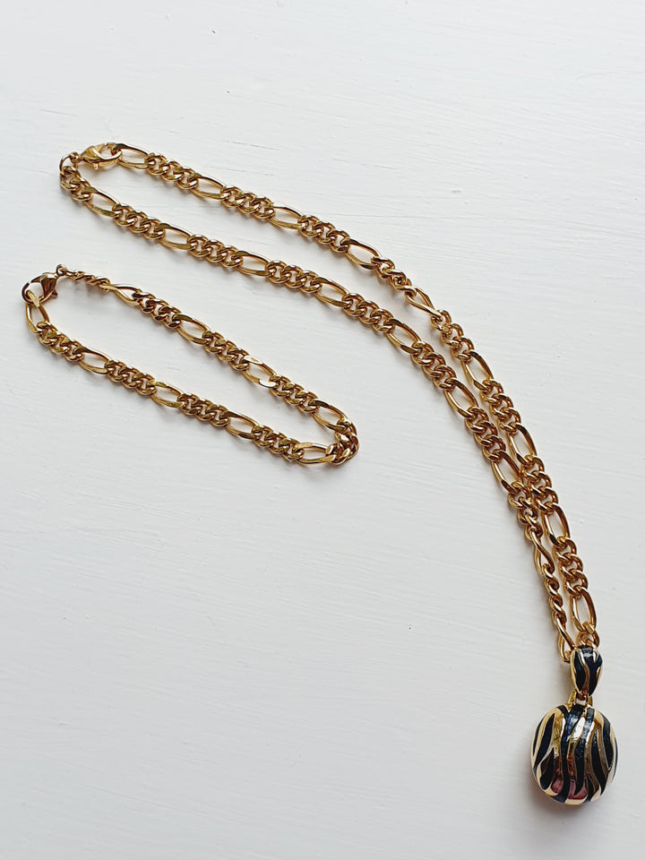 Flat Chain With Charm & Matching Bracelet