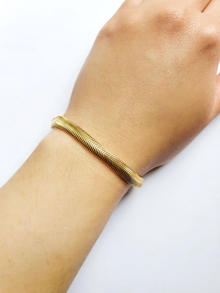 Vintage Gold Plated Herringbone Chain Bracelet