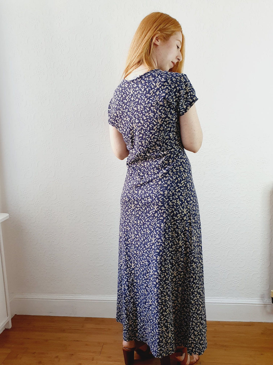 aaliyah midi dress in periwinkle blue Sandrine Jacquard Midi Dress in Daisy Jacquard Blue