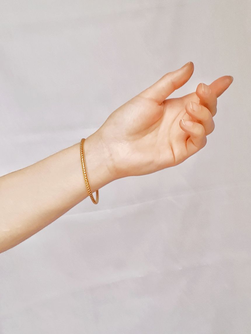 Vintage Gold Plated Round Twist Bangle Bracelet