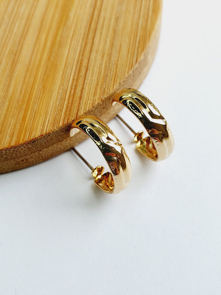 Vintage Gold Plated Minimal Hoops