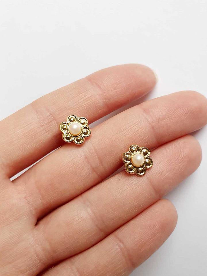 Vintage Gold Plated Flower Stud Earrings with Faux Pearl