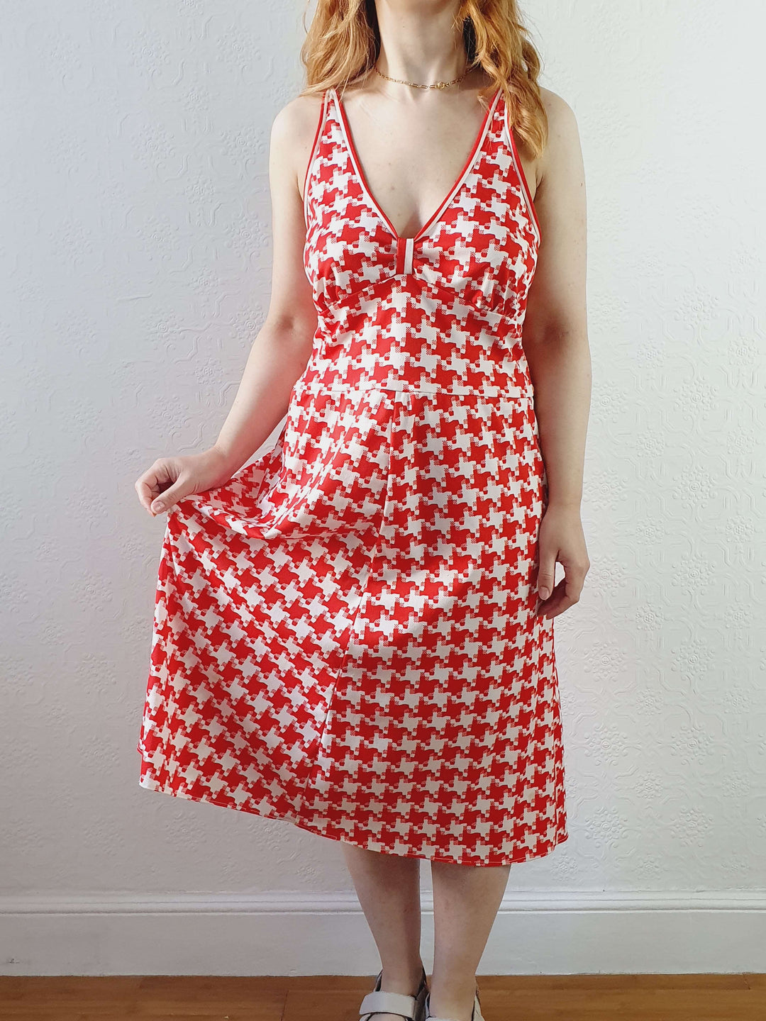 Vintage Red & White Houndstooth Sleeveless Dress - M