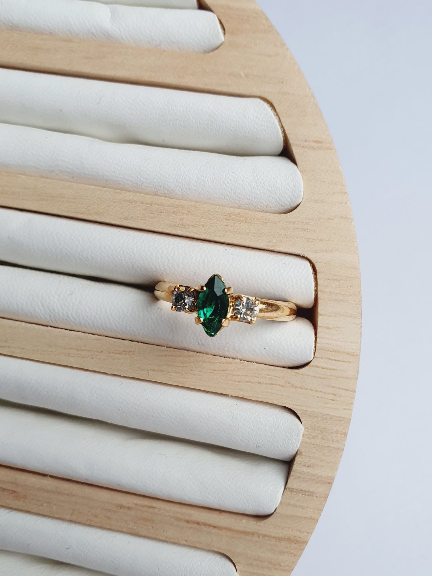 Green - Vintage Gold Plated Ring with Crystal