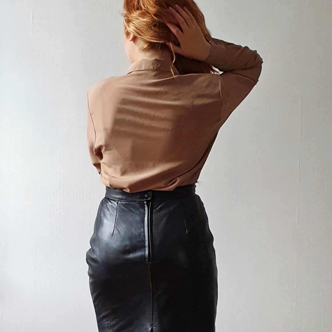 Leather Pencil Skirt - L