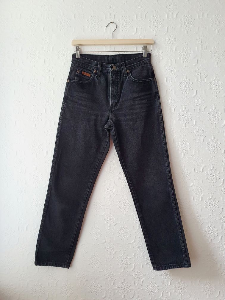 Vintage High Waisted Wrangler Jeans - 27W 28L