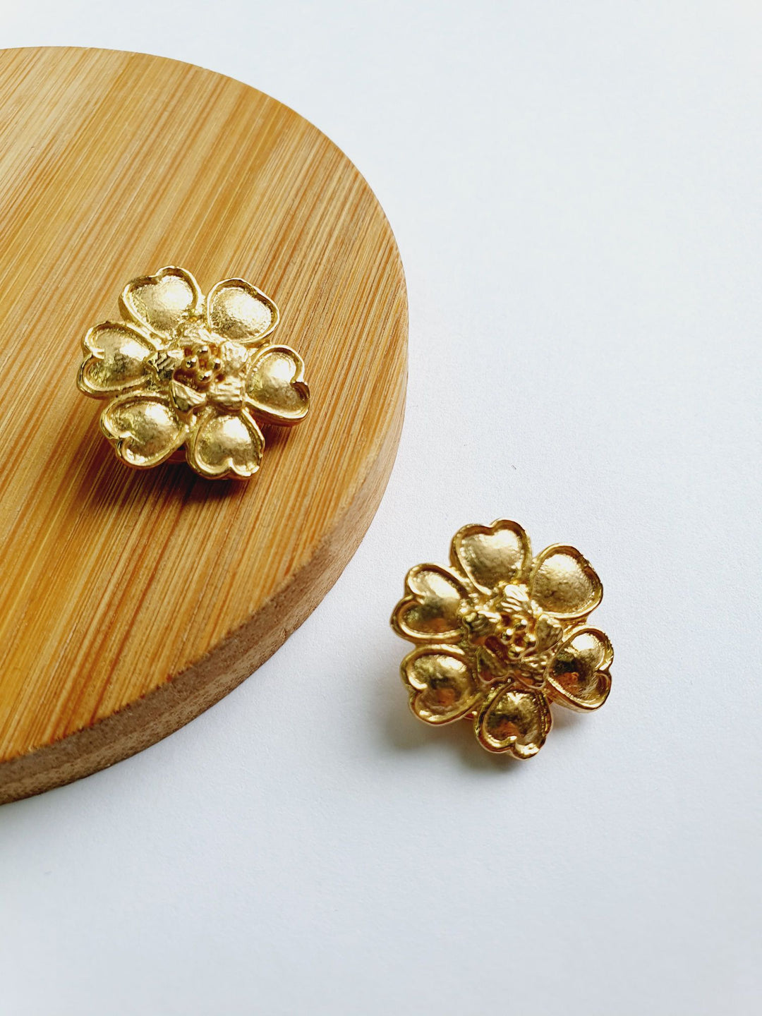 Vintage Gold Toned Flower Clip On Earrings